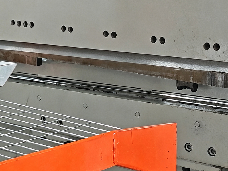 Electric Mesh Cutting