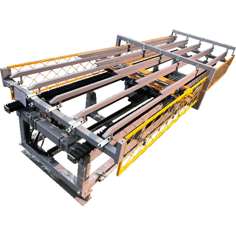 Mesh-hauling-mechanism